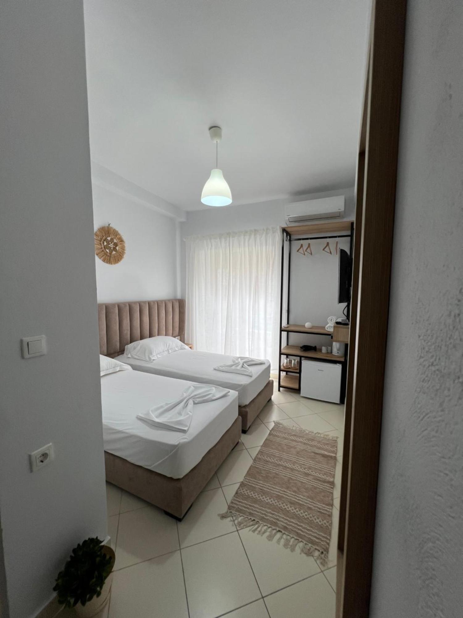 Helios Rooms Sarande Ngoại thất bức ảnh